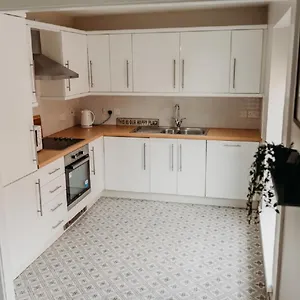 Stylish Centre 2 Bedroom Free Parking Belfast